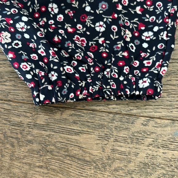 LOFT Floral Henley Blouse - Picture 4 of 4